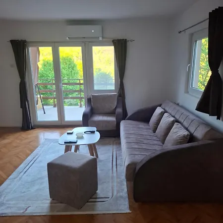 Tea Borsko Jezero * 보르